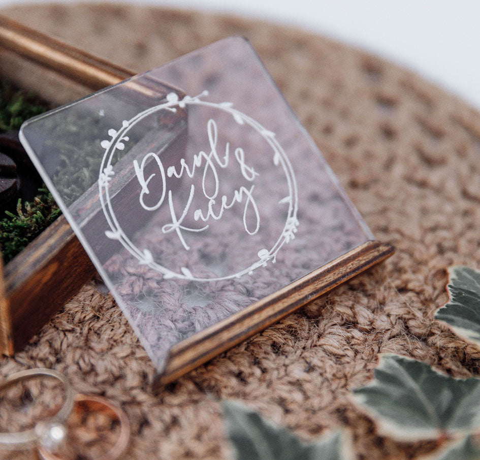 Дерев`яні коробочки для обручок