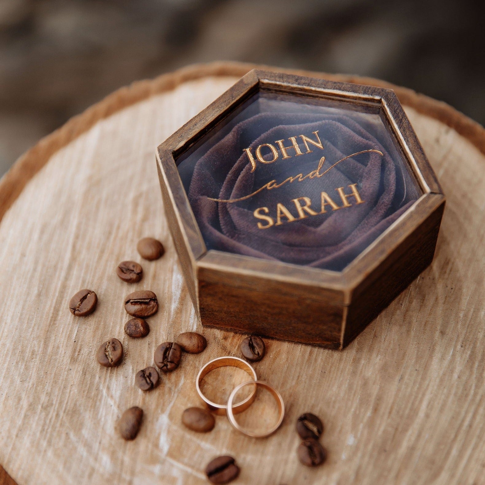 Весільна скринька для обручок