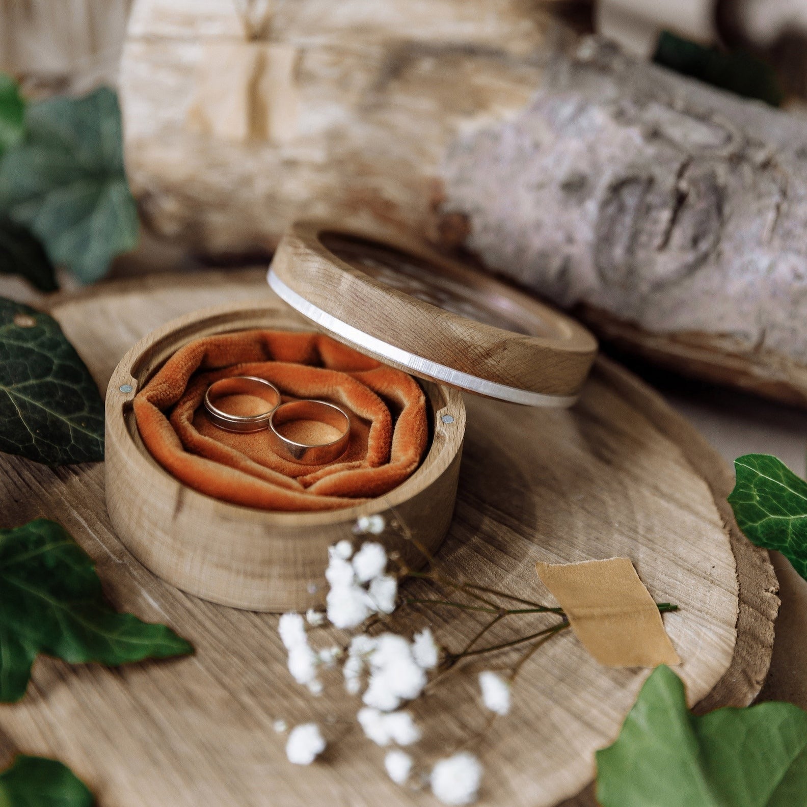 Коробочка для обручок