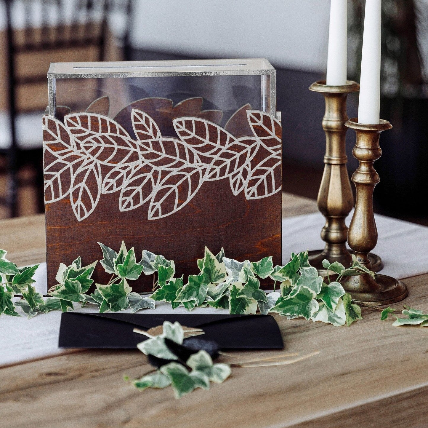 Весільні аксесуари
Товари для весілля
Весільний декор
Скринька для грошей
Коробка для грошей на весілля
Казна для конвертів на весілля