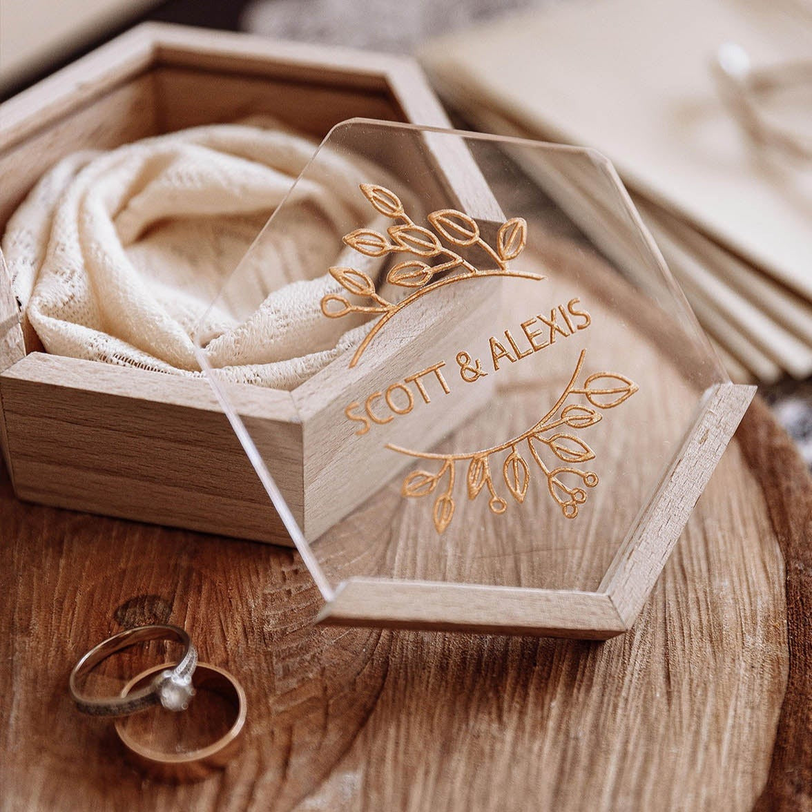 Шкатулка для обручальных колец