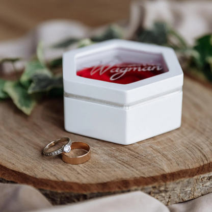 Весільні аксесуари
Товари для весілля
Весільний декор
Все для весілля
Весільний набір

шкатулки для обручок
Шкатулка для обручальных колец
Весільна скринька для обручок
