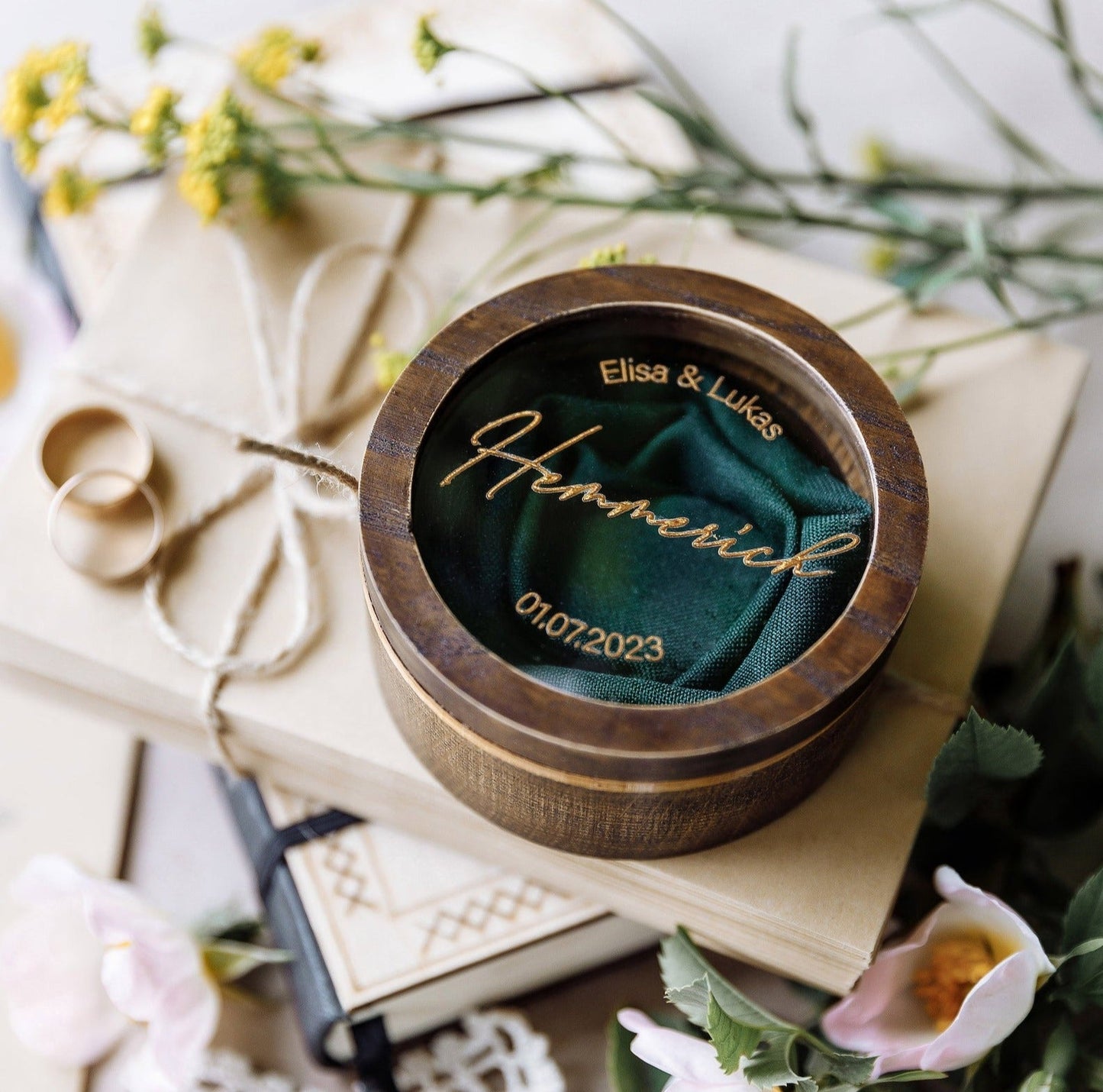 Шкатулка для обручальных колец